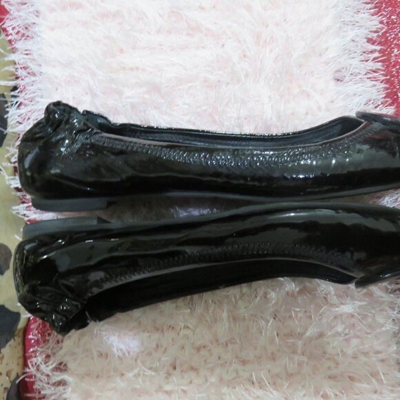 TORY BURCH Truffle Patent REVA Logo Embossed Driving shoes ballet flats sz 6.5 - Picture 6 of 11